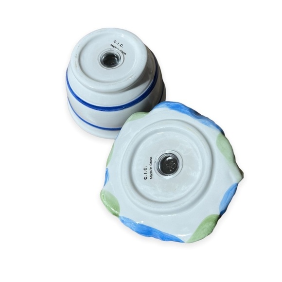 Blue Skies Salt and Pepper Flower Pot New in‎ Box by Certified Floral Ceramic - Picture 5 of 11